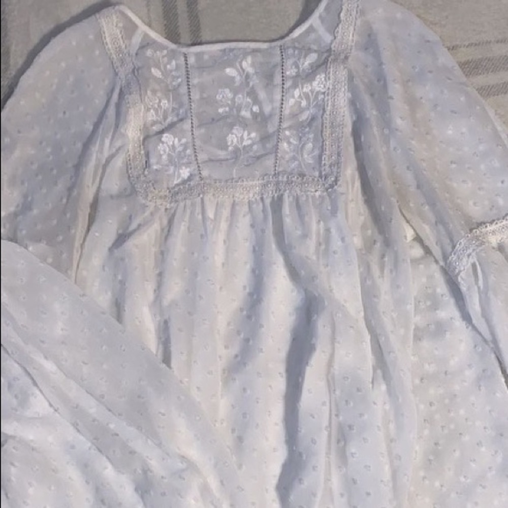Jun & Ivy White Blouse